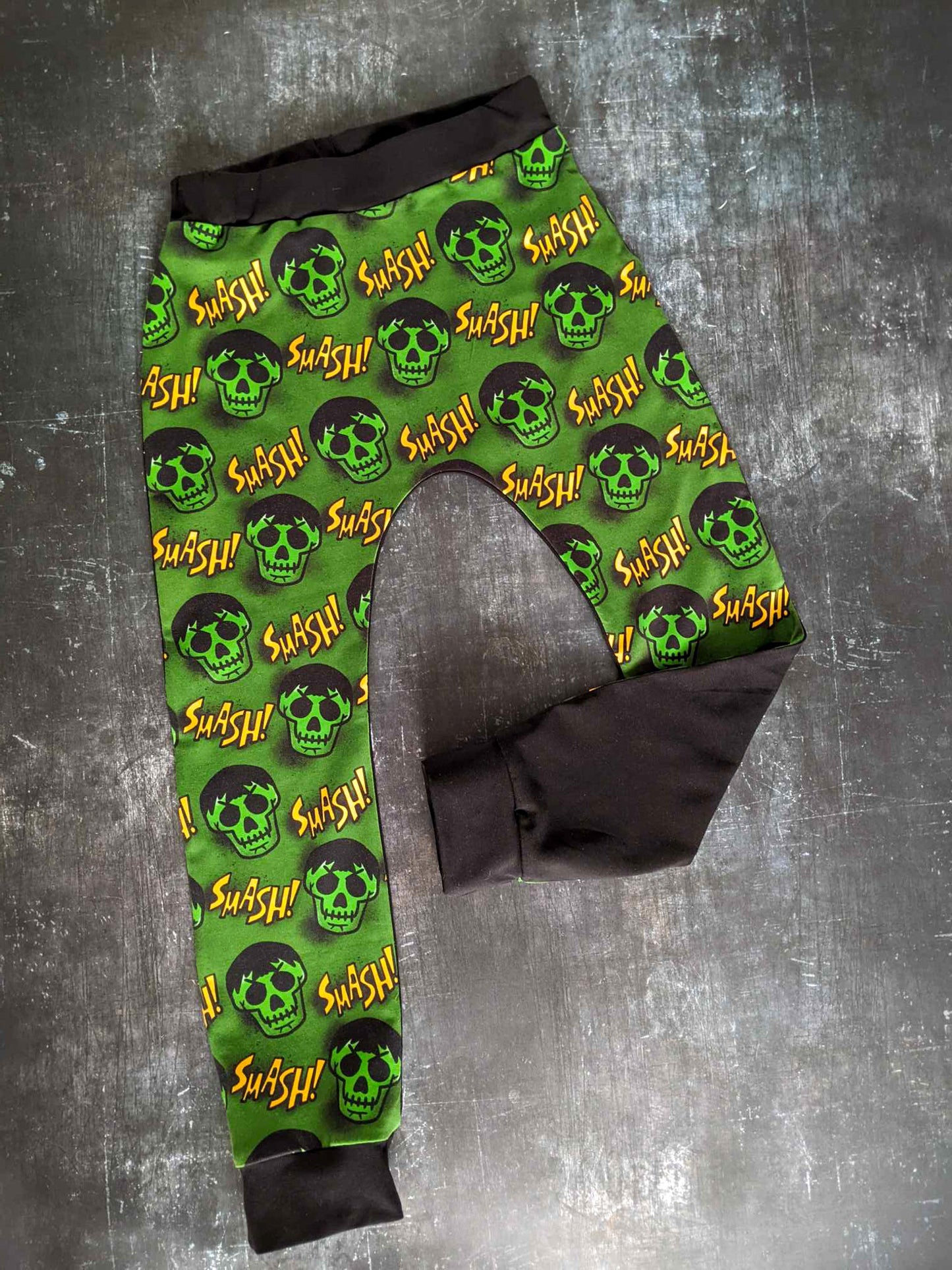 Premade 6-7yrs - Hulky/Blk Harem Pants