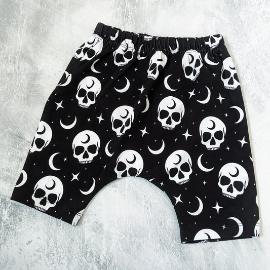 Premade 3-4yrs - Mono Moon Skull Harem Shorts