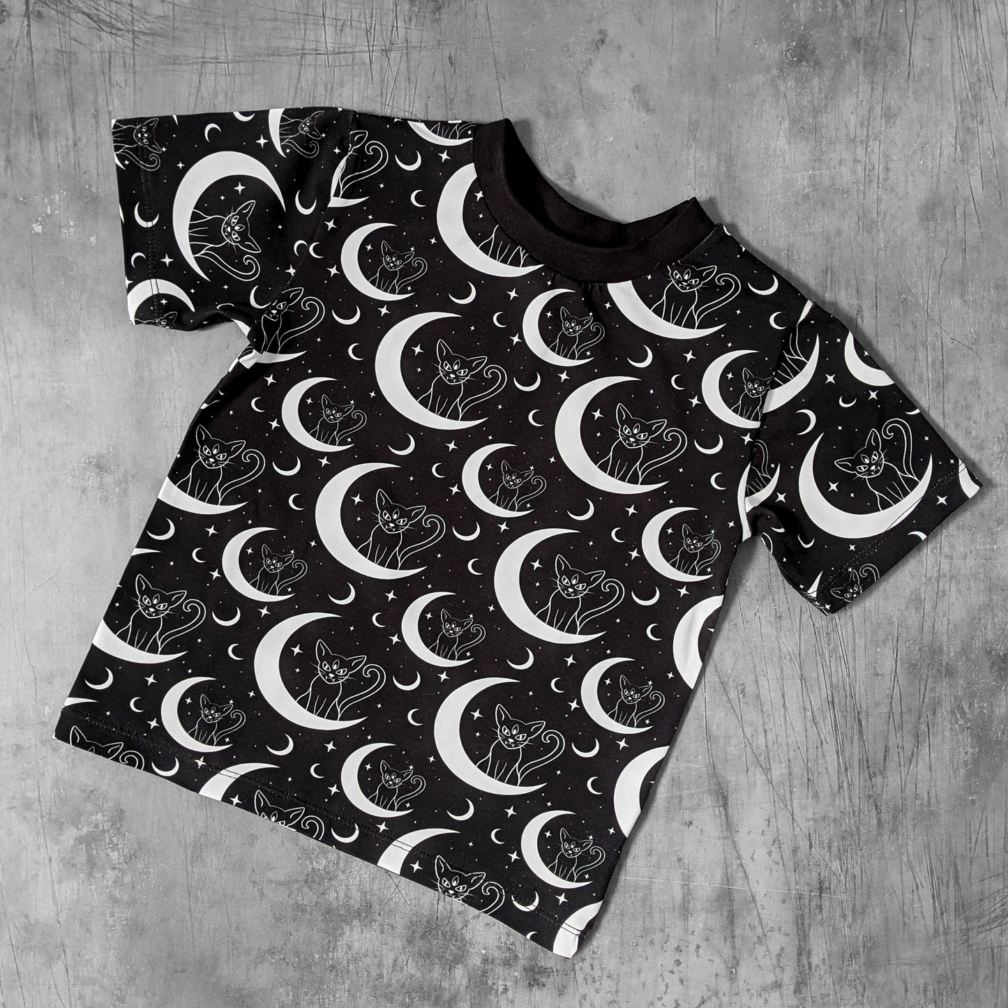 Premade 12-18m Cat Moon Short Sleeved T-shirt